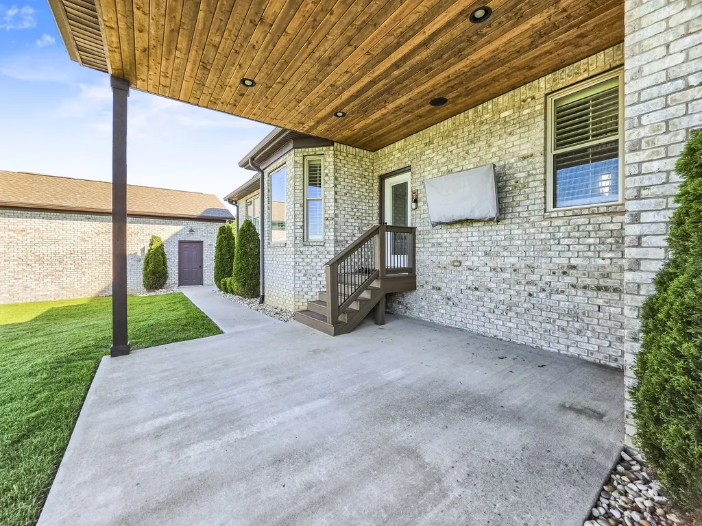 3070 SE Tater Peeler Road Lebanon TN 37090