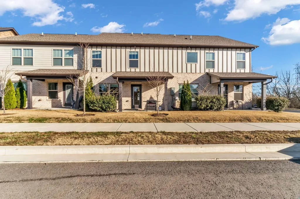 156 Rising Pvt Lane Gallatin TN 37066