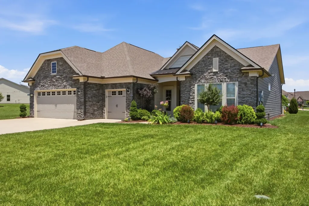 2204 Henderson Drive Spring Hill TN 37174