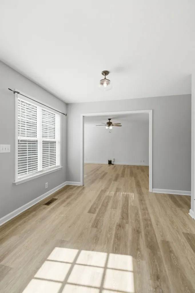 3085 Schoolside Street Murfreesboro TN 37128