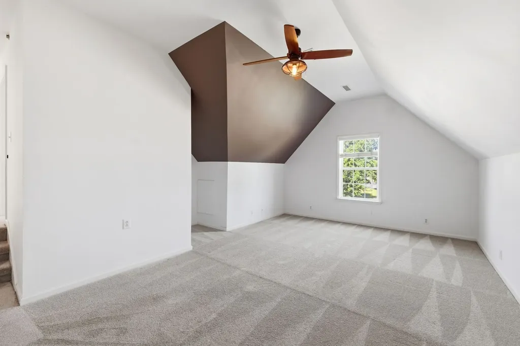 3085 Schoolside Street Murfreesboro TN 37128