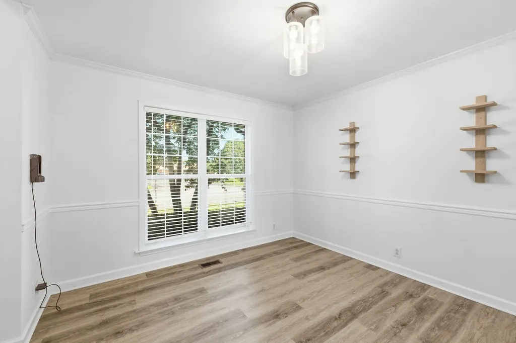 3085 Schoolside Street Murfreesboro TN 37128