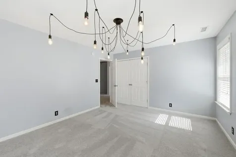 3085 Schoolside Street Murfreesboro TN 37128