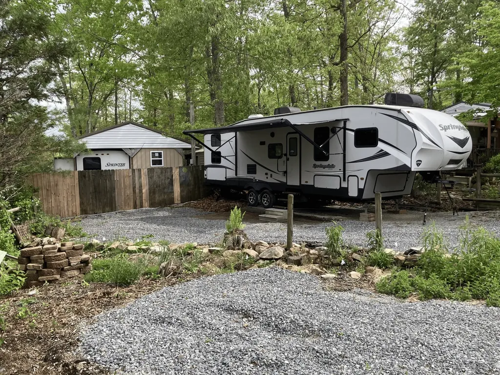 44 Arapaho Trail Crossville TN 38572