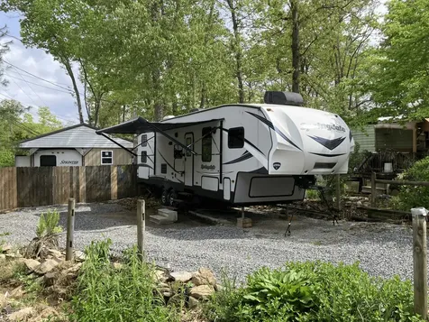44 Arapaho Trail Crossville TN 38572