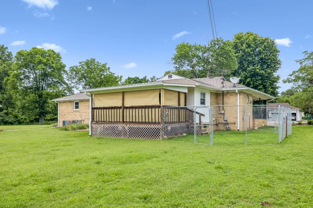112 Sherwood Drive Waverly TN 37185