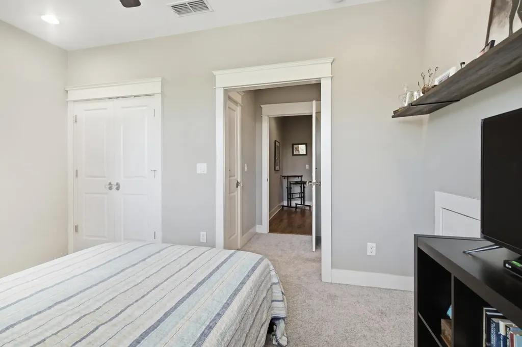 2507B Solon Drive Nashville TN 37206