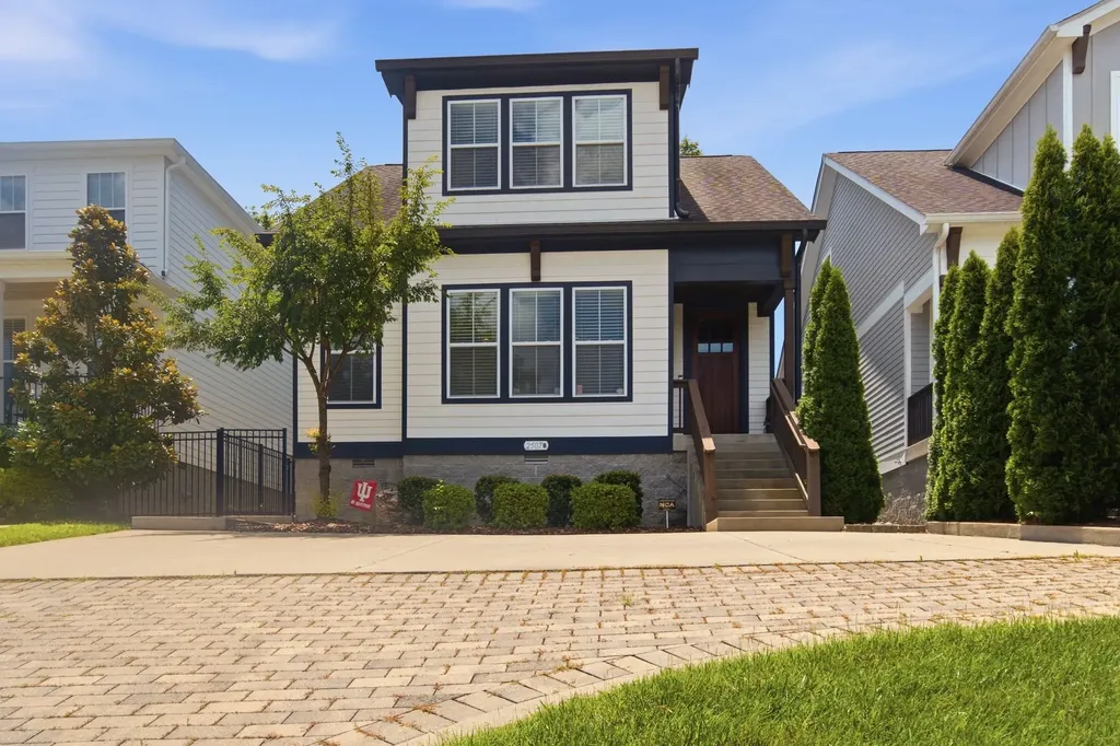 2507B Solon Drive Nashville TN 37206