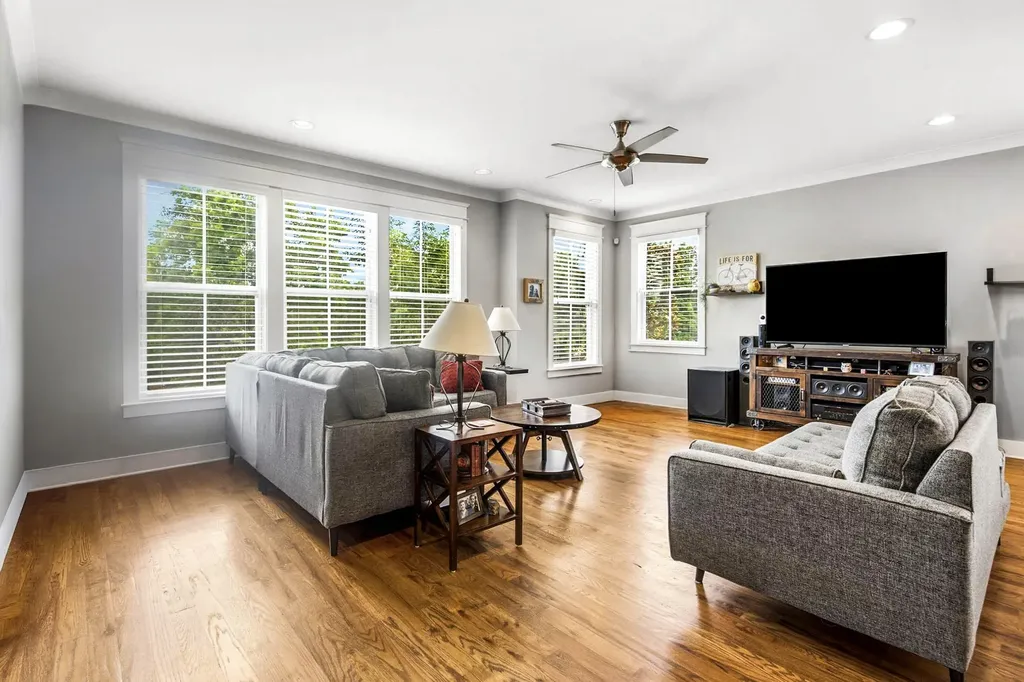 2507B Solon Drive Nashville TN 37206