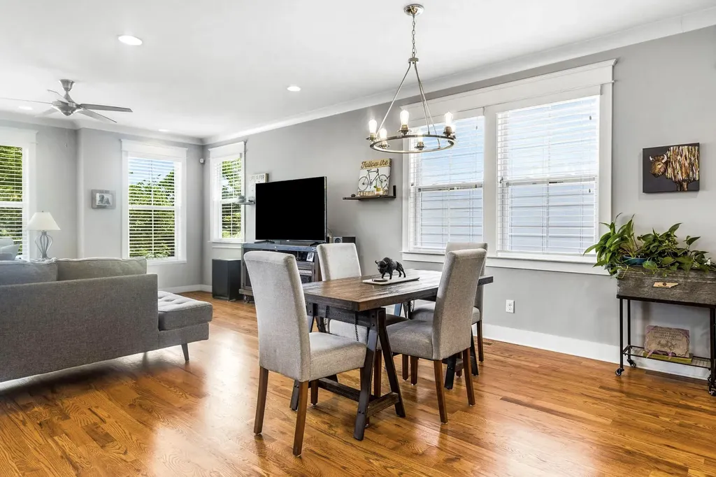 2507B Solon Drive Nashville TN 37206