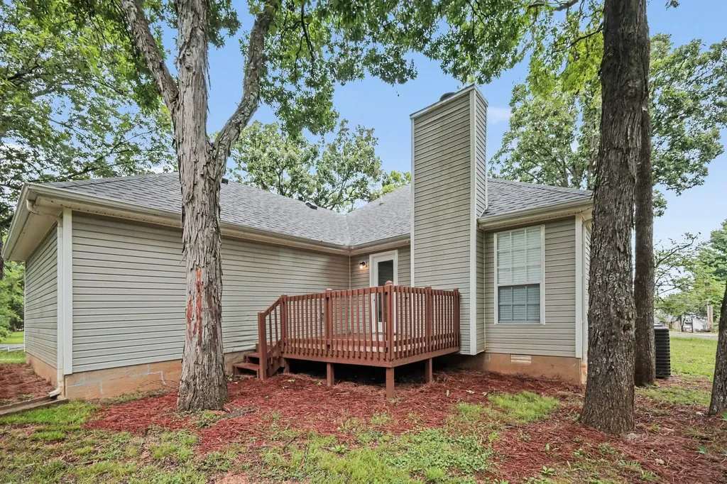 111 Cedar Bend Court La Vergne TN 37086