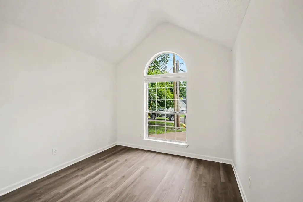 111 Cedar Bend Court La Vergne TN 37086