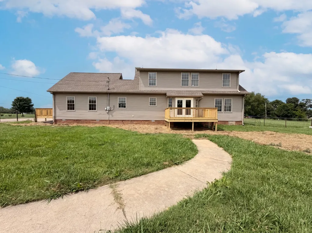 4523 Atkins Road Cedar Hill TN 37032
