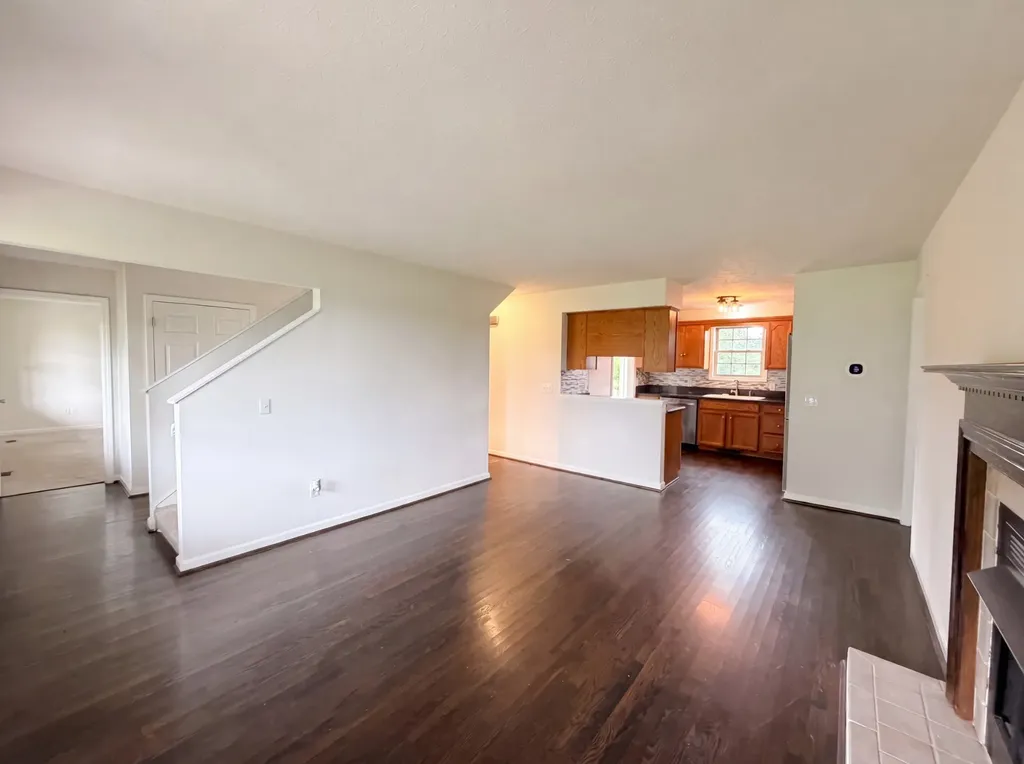 4523 Atkins Road Cedar Hill TN 37032