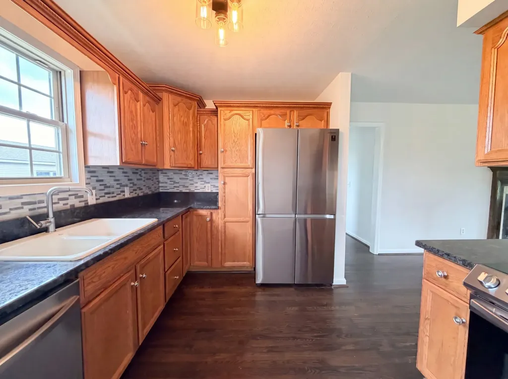 4523 Atkins Road Cedar Hill TN 37032