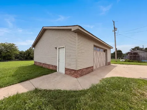 4523 Atkins Road Cedar Hill TN 37032
