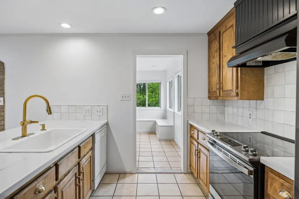 2758 Standing Oak Drive Thompsons Station TN 37179