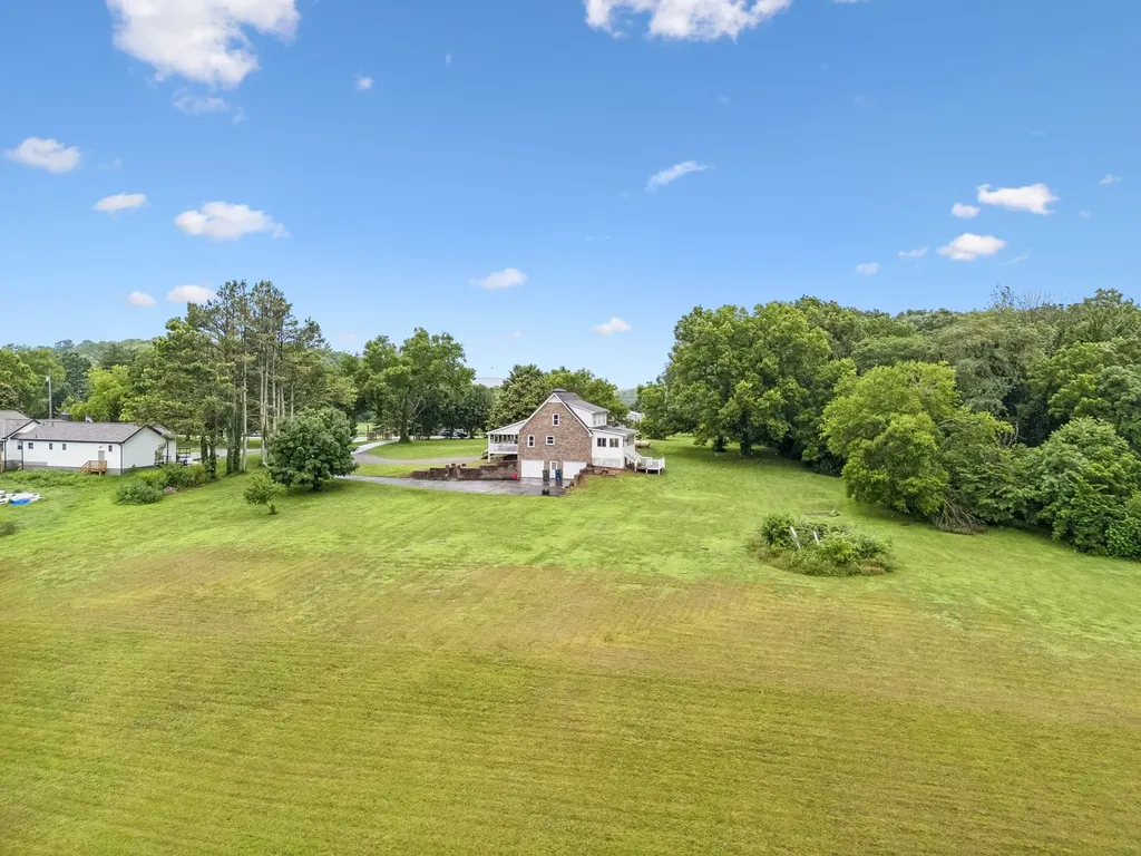 2758 Standing Oak Drive Thompsons Station TN 37179