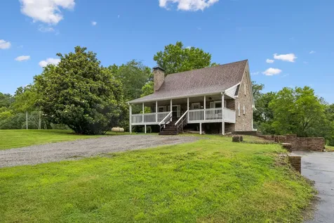 2758 Standing Oak Drive Thompsons Station TN 37179