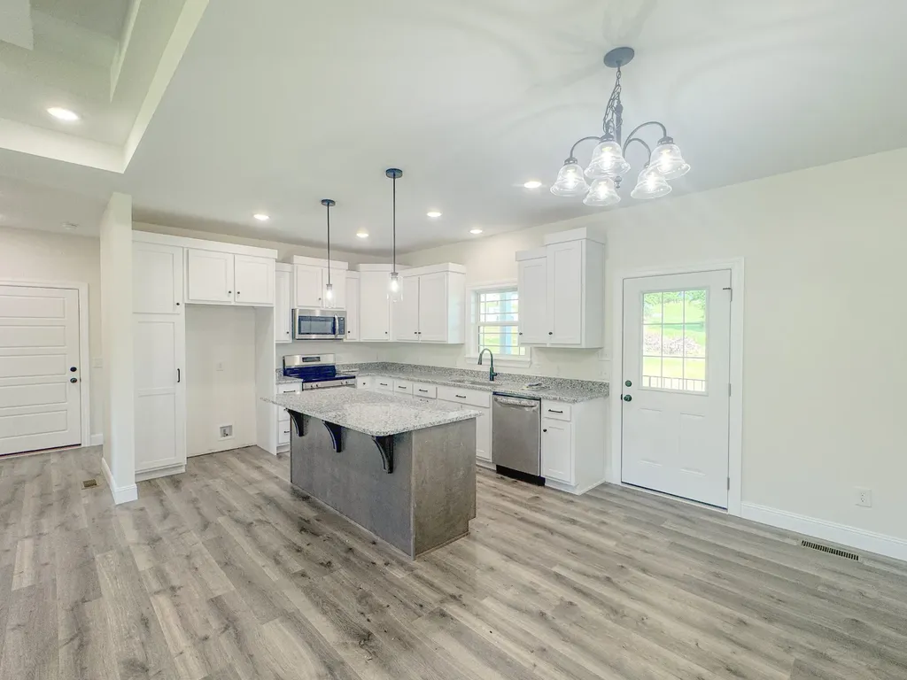 480 Bridle Path Lane Hartsville TN 37074