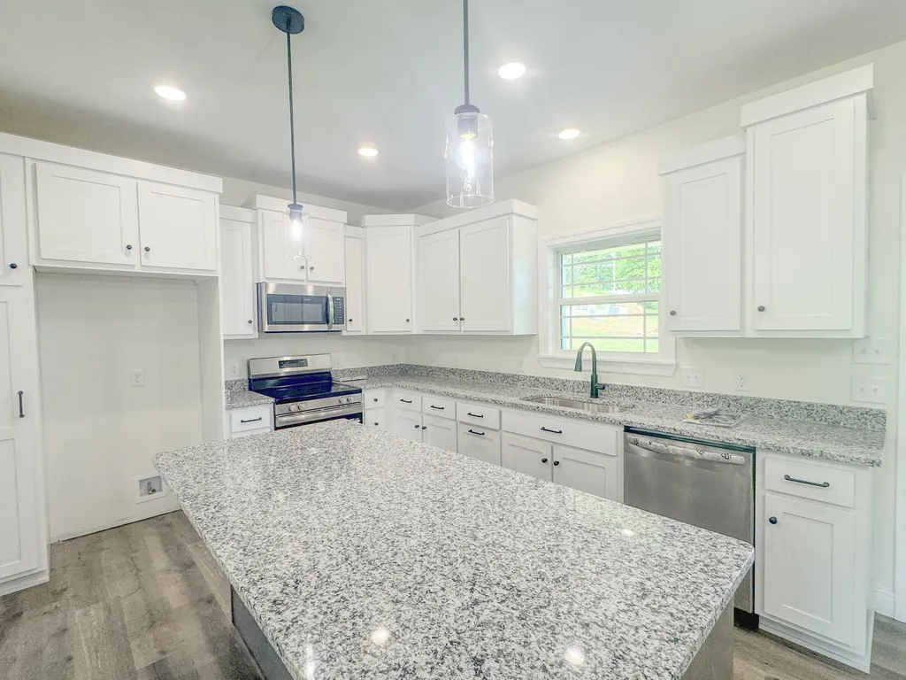 480 Bridle Path Lane Hartsville TN 37074