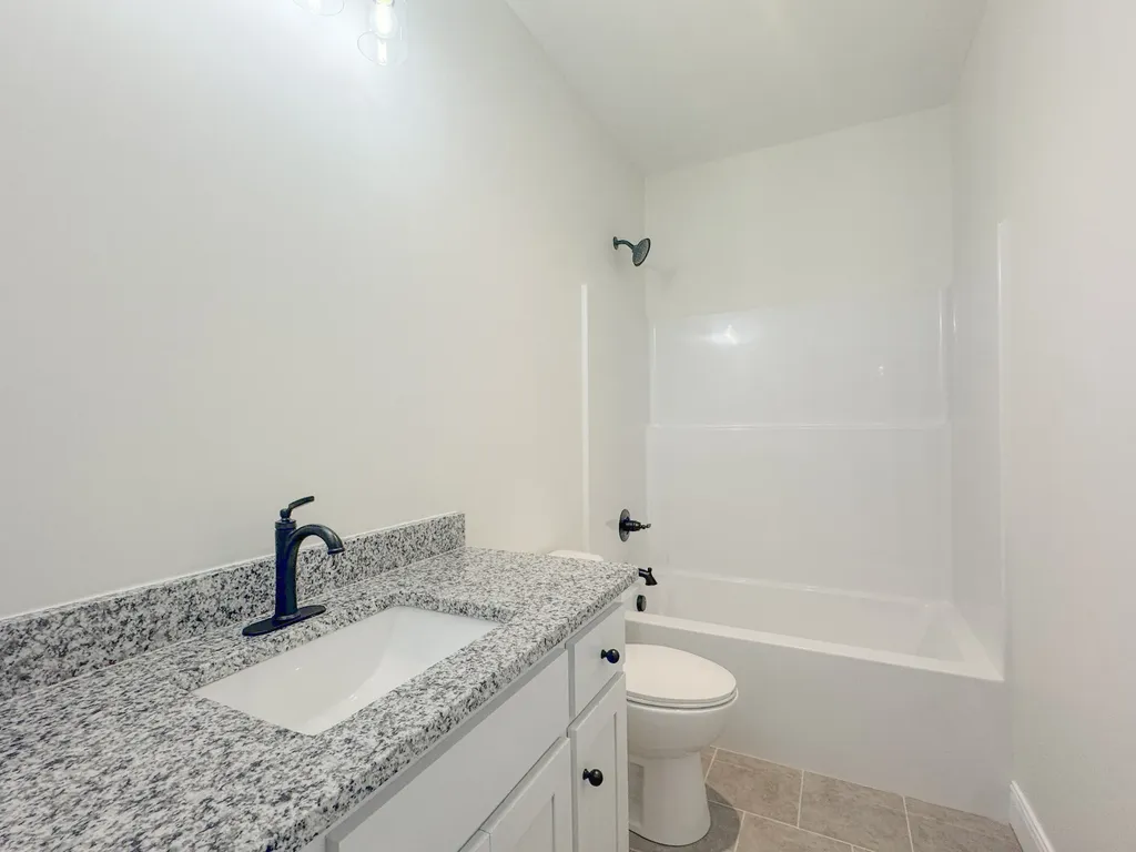 480 Bridle Path Lane Hartsville TN 37074