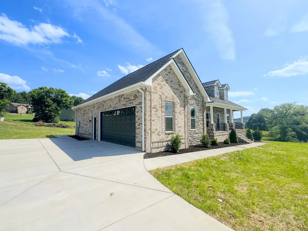 480 Bridle Path Lane Hartsville TN 37074