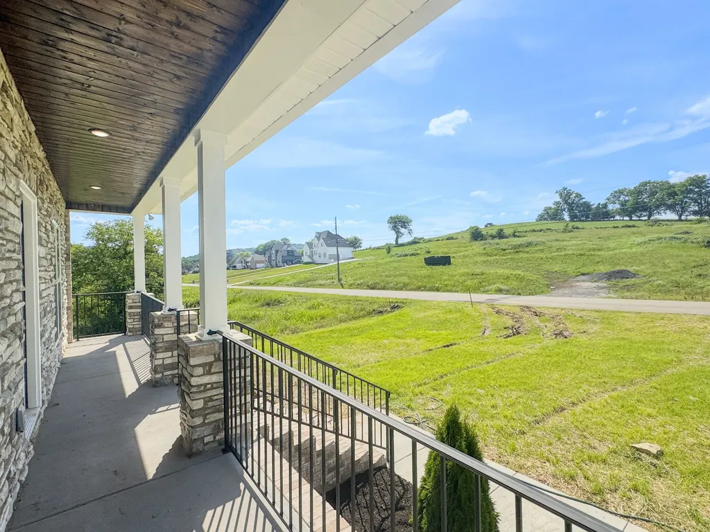 480 Bridle Path Lane Hartsville TN 37074