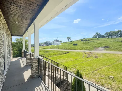 480 Bridle Path Lane Hartsville TN 37074