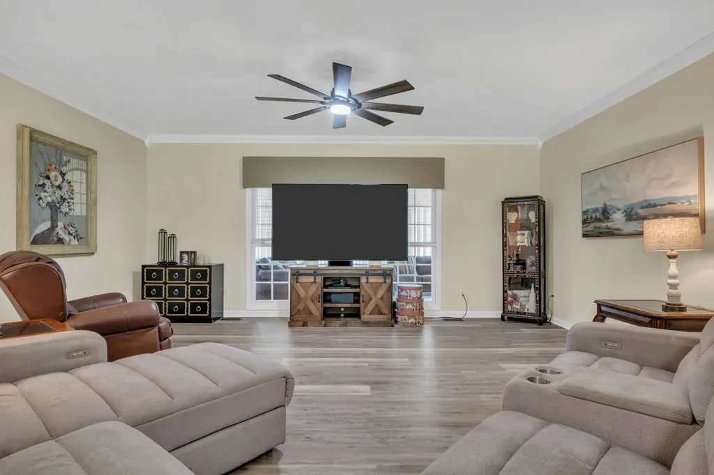 398 N Hummingbird Lane Dickson TN 37055