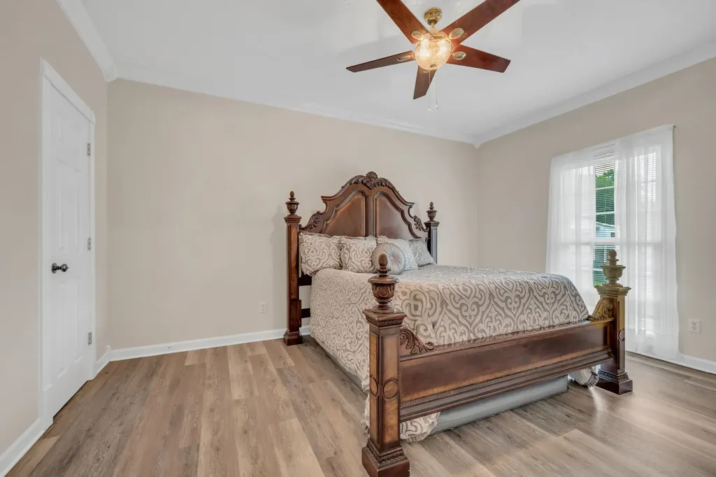 398 N Hummingbird Lane Dickson TN 37055