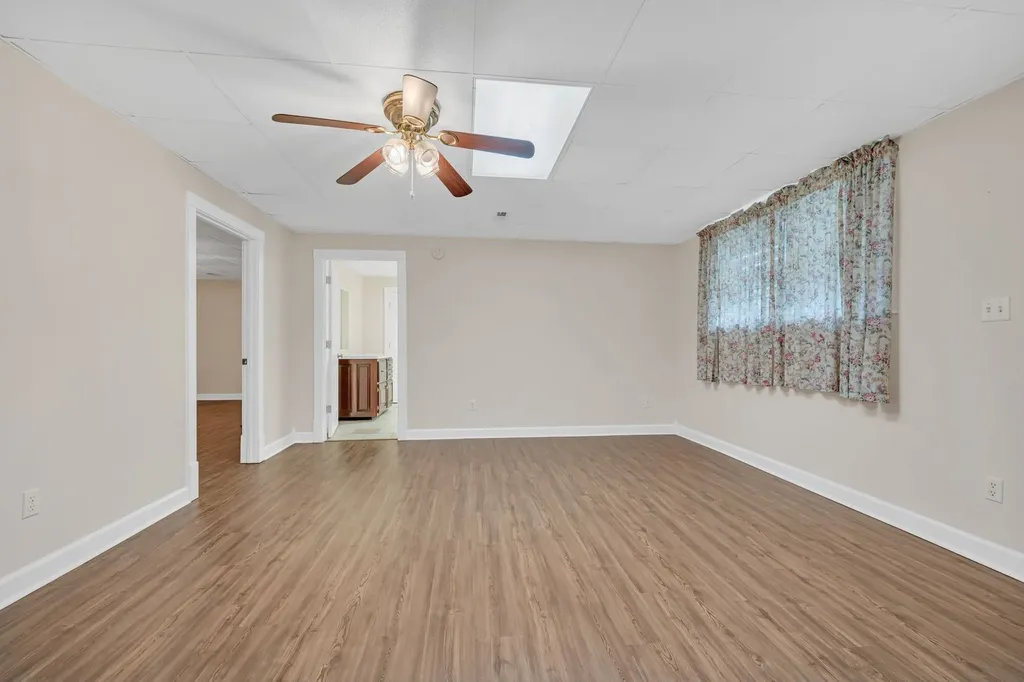 398 N Hummingbird Lane Dickson TN 37055