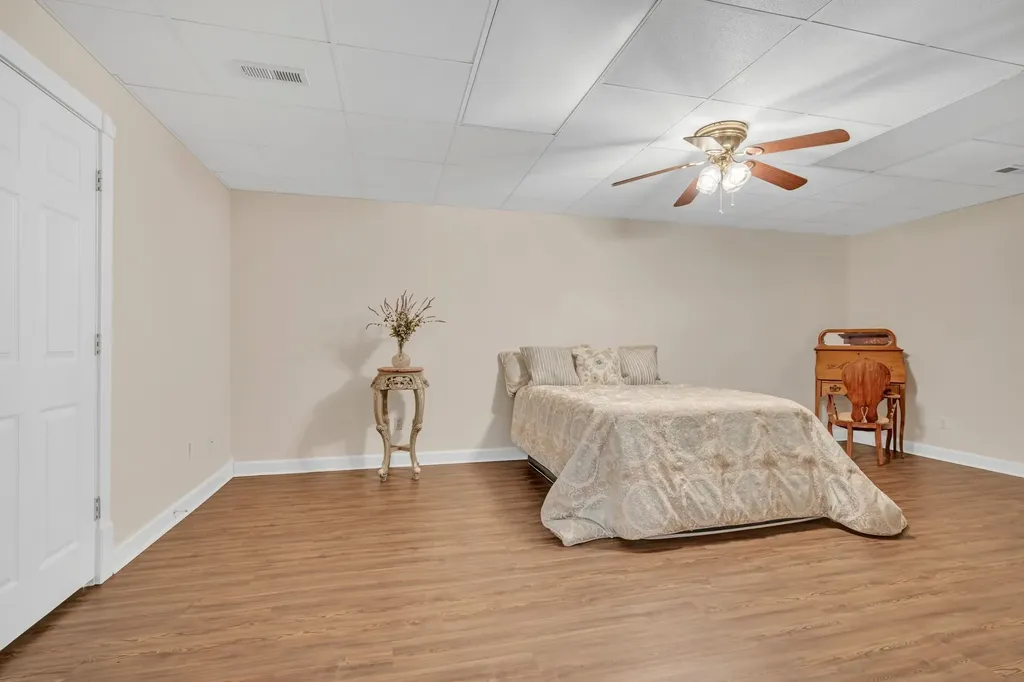 398 N Hummingbird Lane Dickson TN 37055