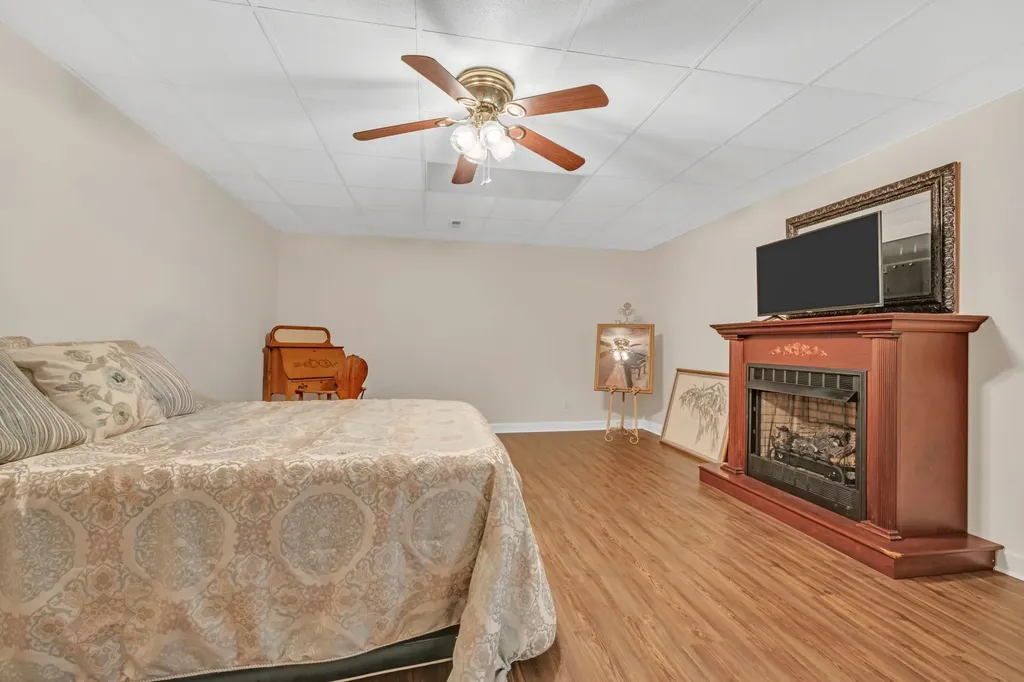 398 N Hummingbird Lane Dickson TN 37055