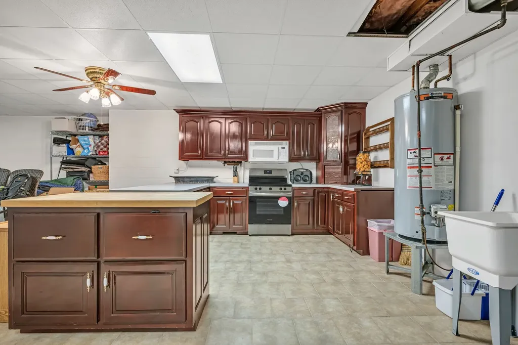 398 N Hummingbird Lane Dickson TN 37055