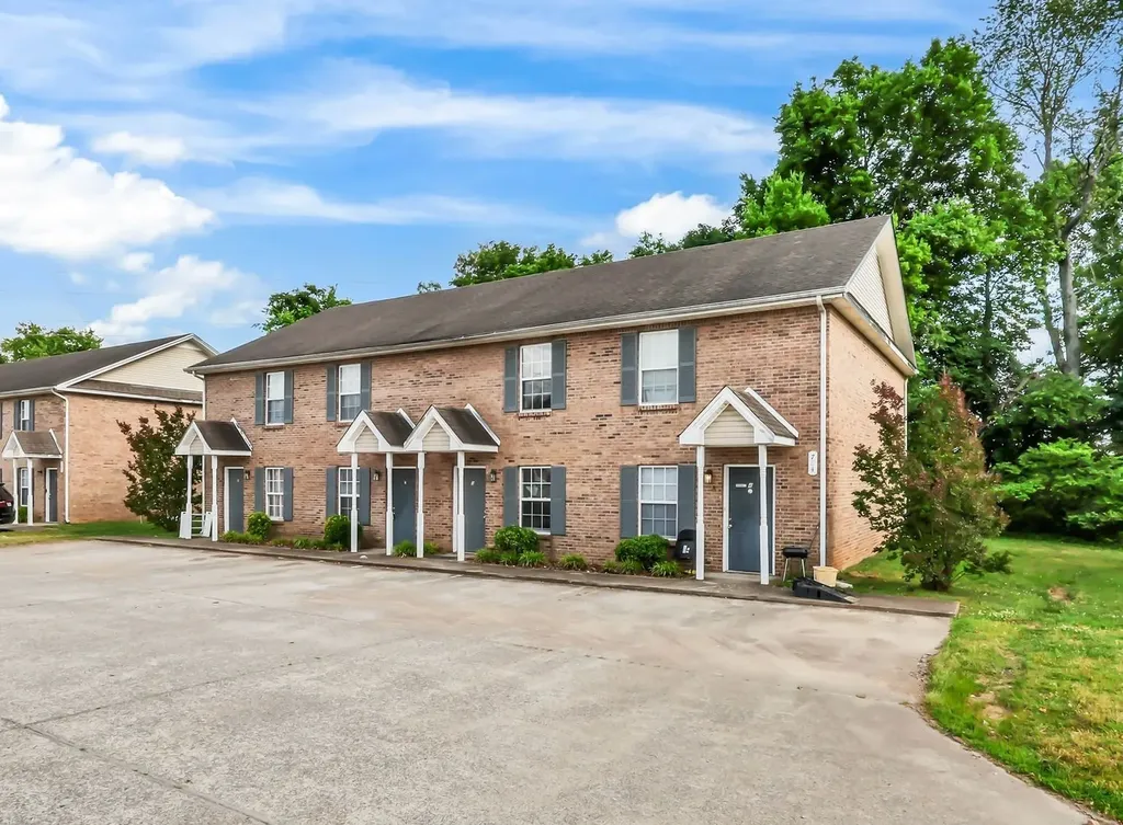 784 Cherrybark Lane Clarksville TN 37040