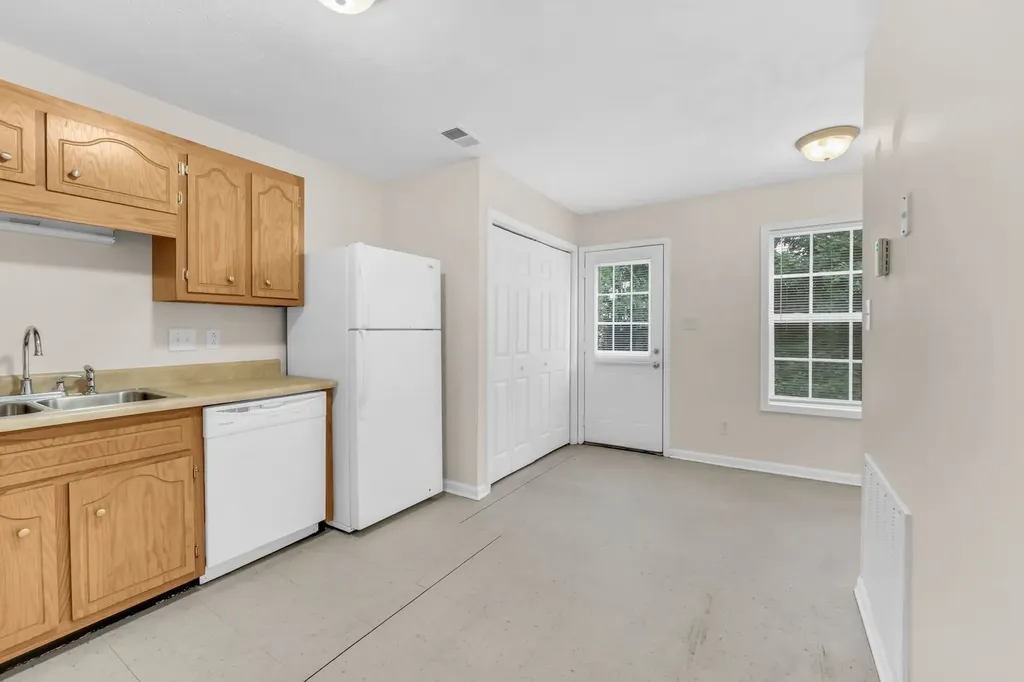 784 Cherrybark Lane Clarksville TN 37040