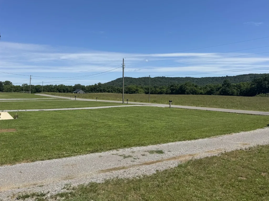 8 N Fishing Ford Road Petersburg TN 37144