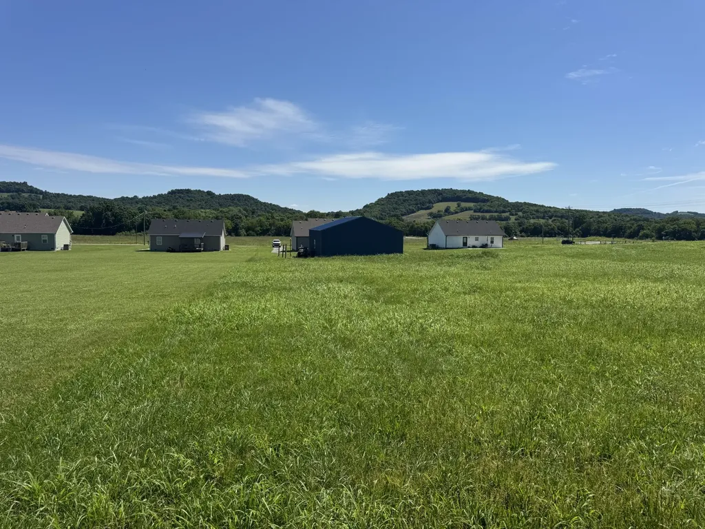 8 N Fishing Ford Road Petersburg TN 37144