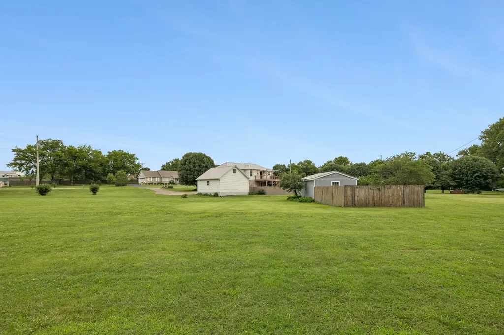 2501 Golden Pond Lane Spring Hill TN 37174