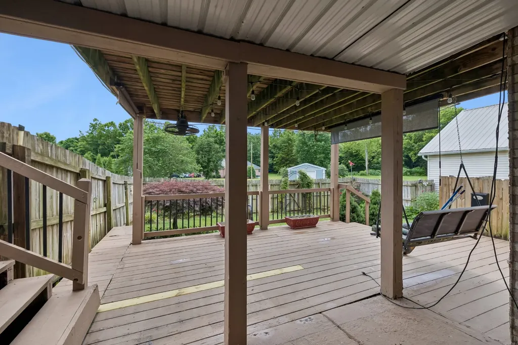 2501 Golden Pond Lane Spring Hill TN 37174