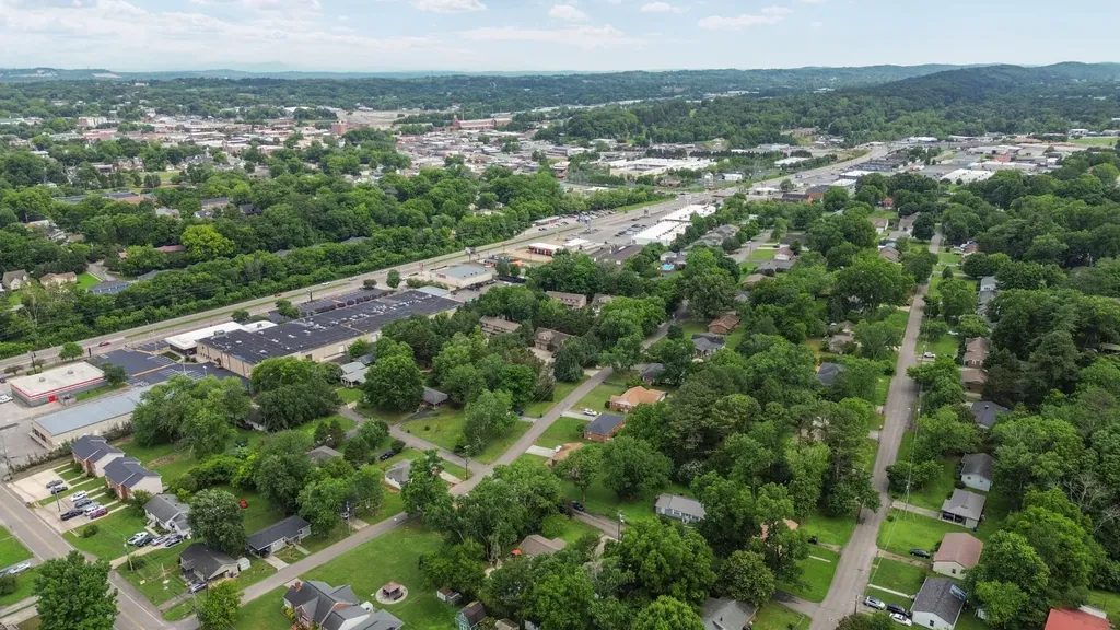 902 Sunset Avenue, NW Cleveland TN 37311
