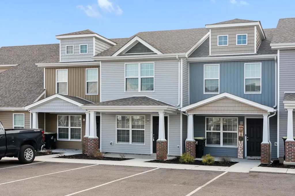 638 Stowe Court Clarksville TN 37040