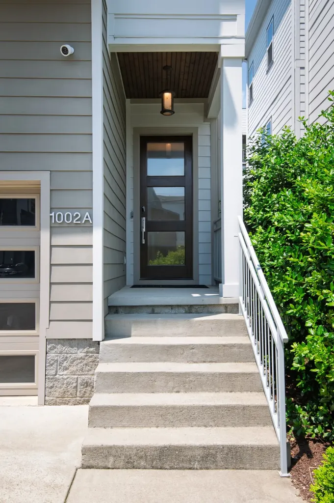 1002A Southside Avenue Nashville TN 37203