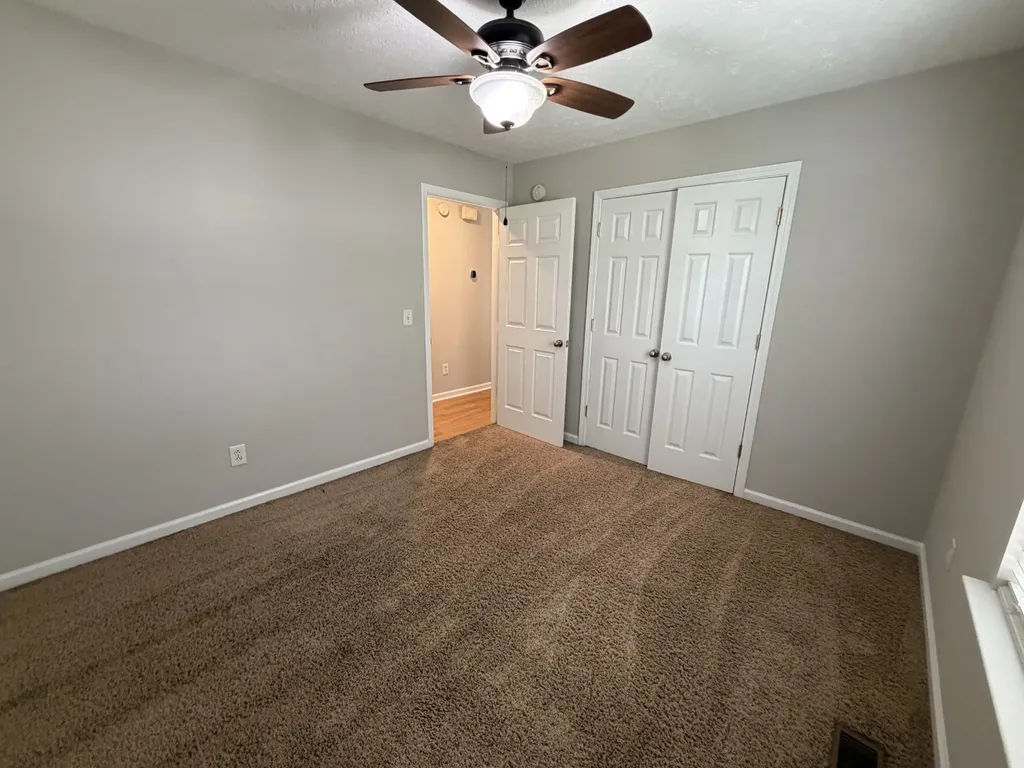 1976 Bishop Avenue Murfreesboro TN 37127