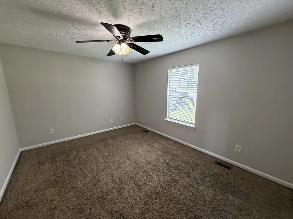 1976 Bishop Avenue Murfreesboro TN 37127