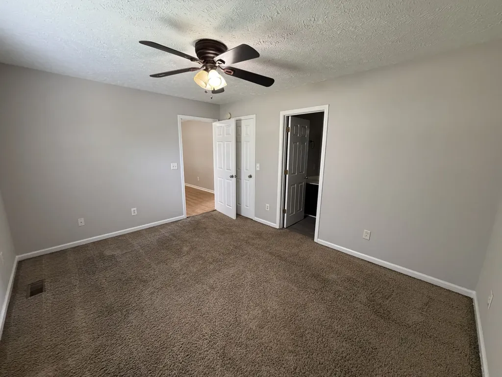 1976 Bishop Avenue Murfreesboro TN 37127