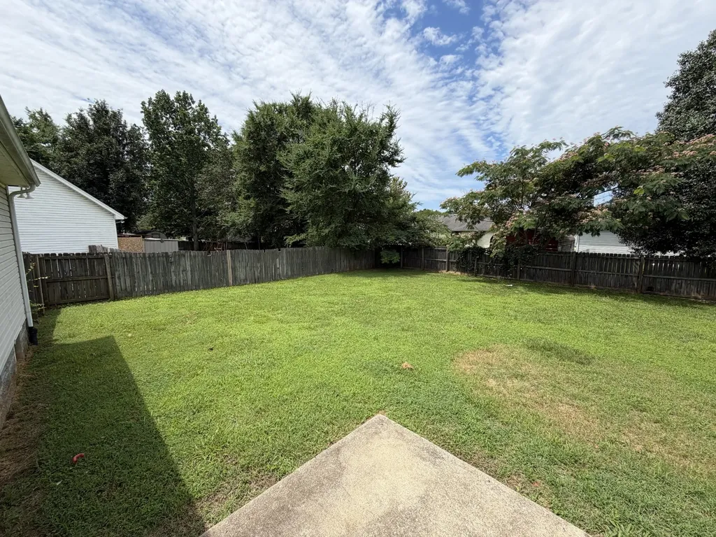 1976 Bishop Avenue Murfreesboro TN 37127