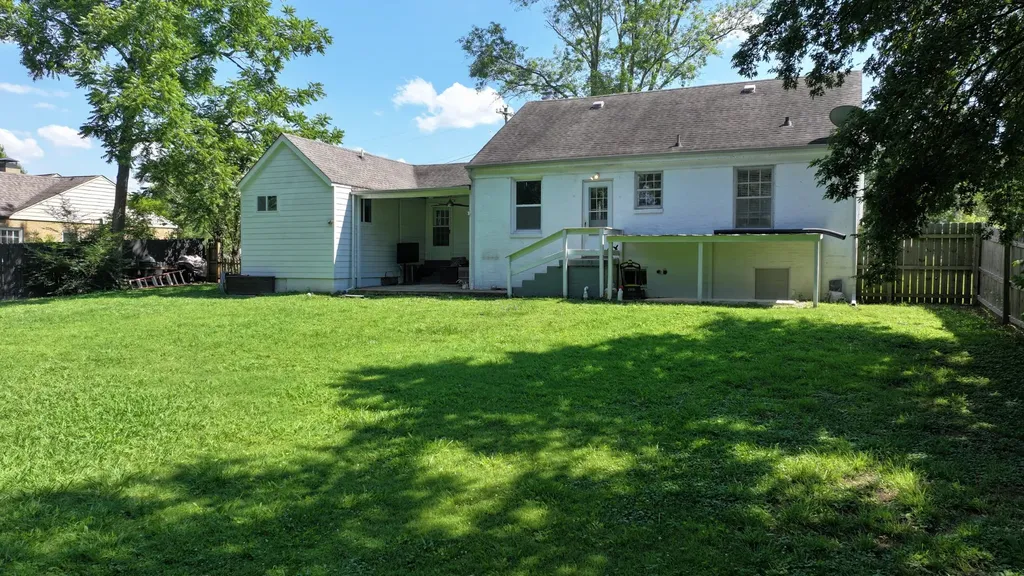 1207 Kenwood Drive Nashville TN 37216