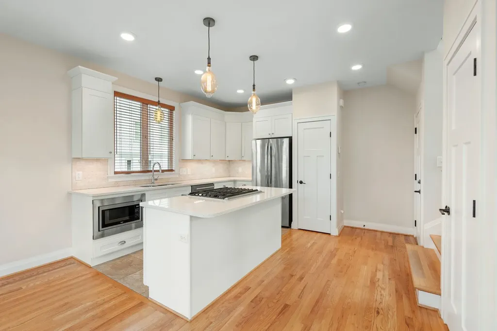 1615A Porter Avenue Nashville TN 37206